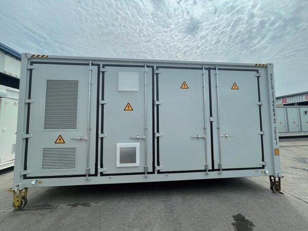 Mobile BESS for oil and gas